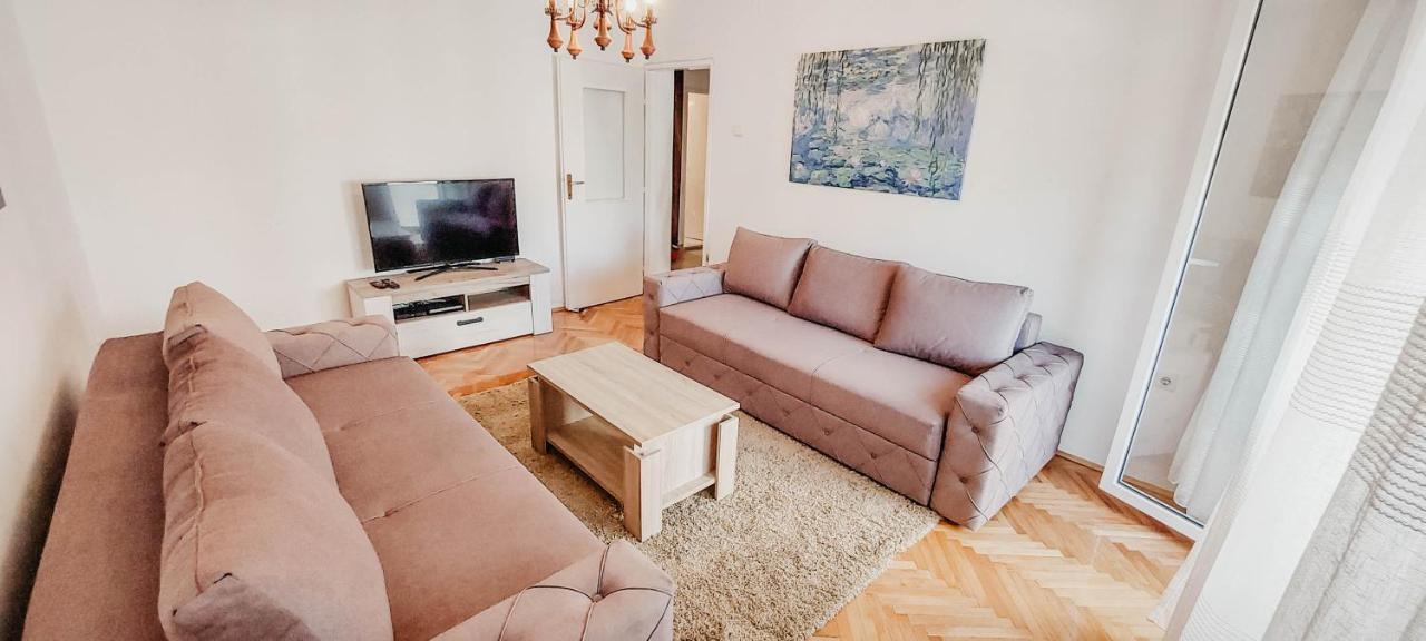 Apartment Bracovic - City Center Бар Экстерьер фото