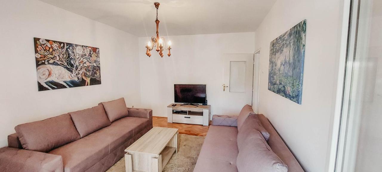 Apartment Bracovic - City Center Бар Экстерьер фото