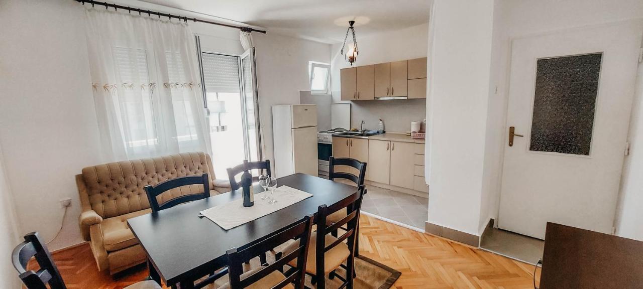 Apartment Bracovic - City Center Бар Экстерьер фото