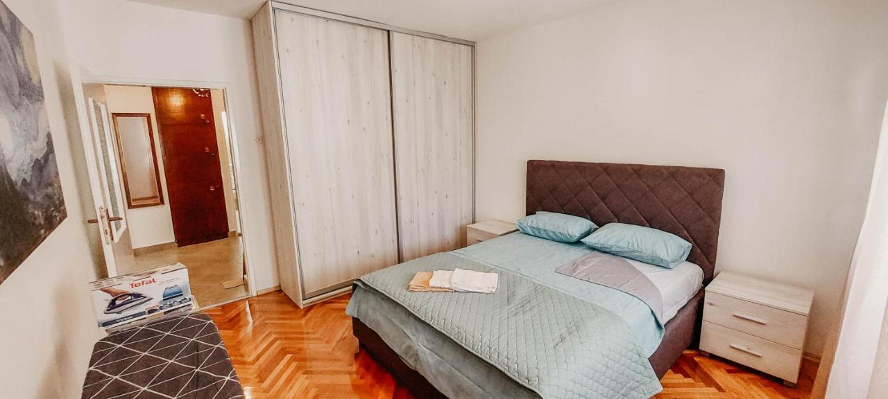 Apartment Bracovic - City Center Бар Экстерьер фото