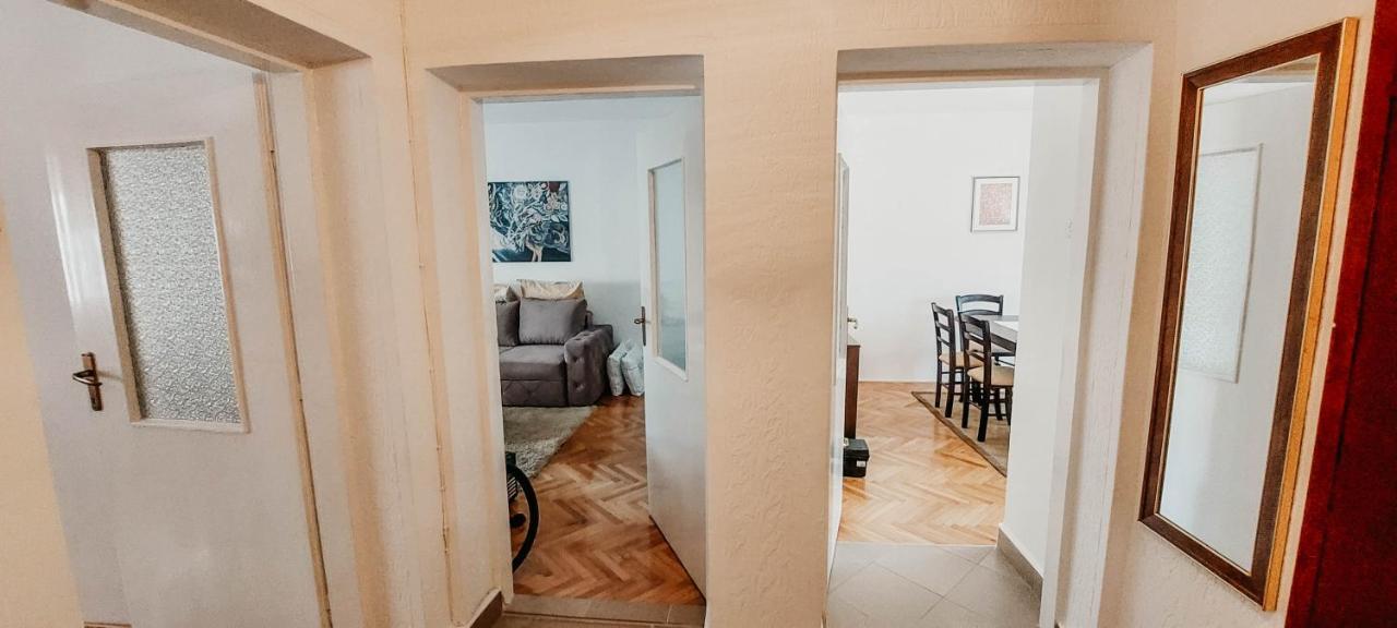 Apartment Bracovic - City Center Бар Экстерьер фото